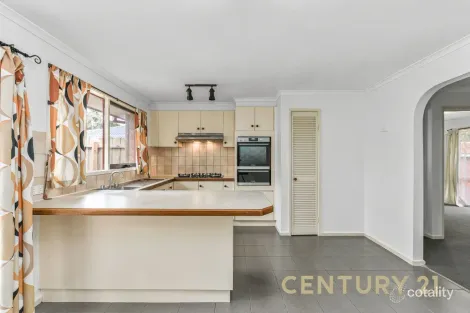 Property photo of 3/5 Olympic Avenue Springvale South VIC 3172