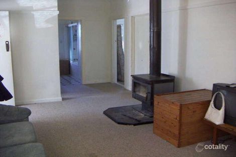 Property photo of 2 Lochel Street Mount Lofty QLD 4350