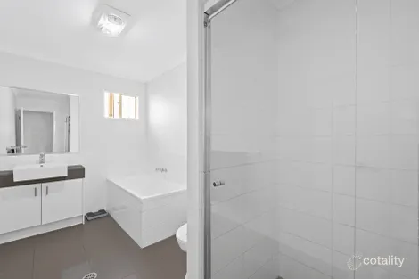 Property photo of 48 Lisa Crescent Coomera QLD 4209