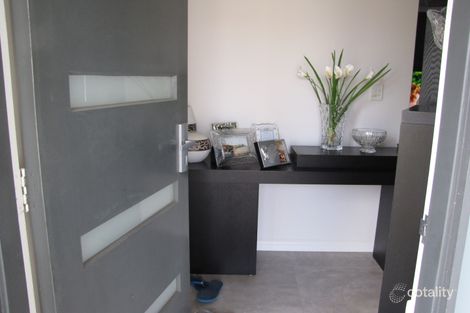 Property photo of 2 Cherrytree Gardens Stirling WA 6021