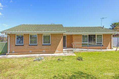 5 Hyacinth Cres, Christie Downs, SA 5164