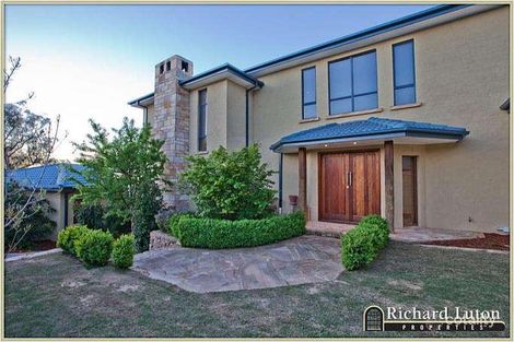 Property photo of 171 Waterfall Drive Jerrabomberra NSW 2619