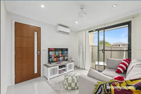 8 Scarlet St, Jordan Springs, NSW 2747