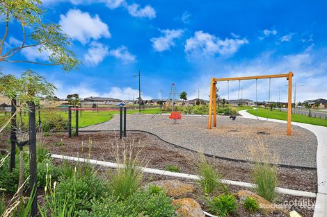 Property photo of 29 Walkhill Drive Wollert VIC 3750