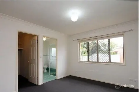 Property photo of 5 Daffodil Place Runcorn QLD 4113