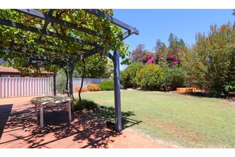 9 Tublia Ct, Karawara, WA 6152