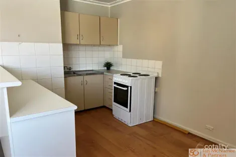 4/15 Adams St, Queanbeyan West, NSW 2620