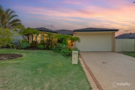 Property photo of 4 Lerwick Lane Kinross WA 6028