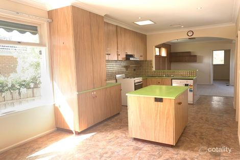 Property photo of 34 Delmore Crescent Glen Waverley VIC 3150