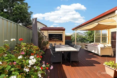 Property photo of 10 Lynden Grove Warrnambool VIC 3280
