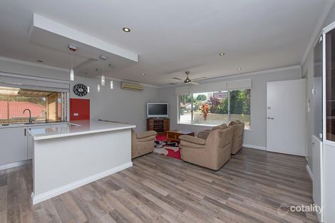Property photo of 24 Currajong Crescent Craigie WA 6025