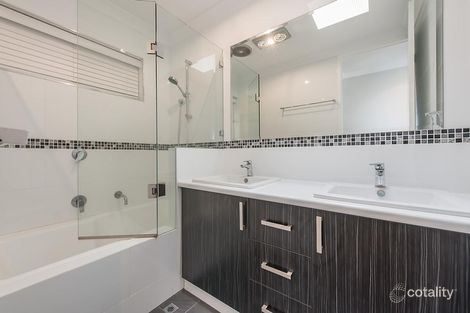 Property photo of 24 Currajong Crescent Craigie WA 6025