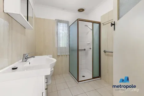 Property photo of 17 Yaralla Street Chermside QLD 4032