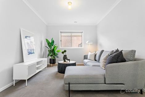 Property photo of 14 Womble Way Mernda VIC 3754