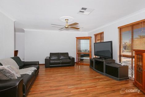 Property photo of 7 Sandalwood Parade Halls Head WA 6210