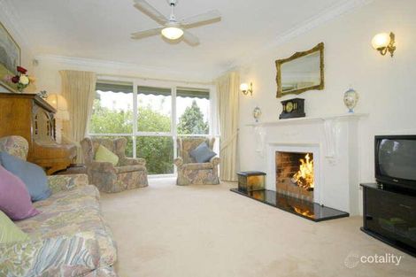 Property photo of 8 Aintree Avenue Doncaster East VIC 3109