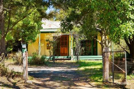 Property photo of 2 McFarlane Street Maldon VIC 3463