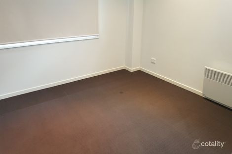 Property photo of 18/1 Clearwater Rise Parade Truganina VIC 3029