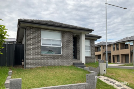 Property photo of 51 Pluto Avenue Leppington NSW 2179