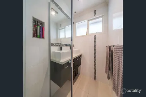 Property photo of 90 Darling Way Narre Warren VIC 3805