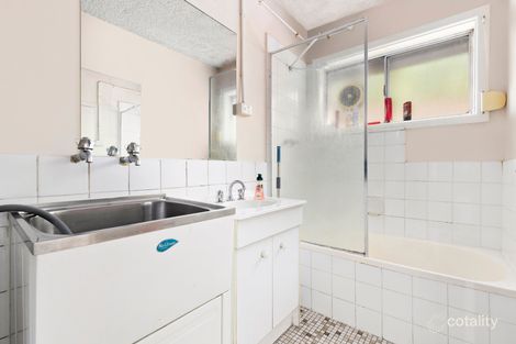 Property photo of 1/28 Ormond Road Ascot Vale VIC 3032