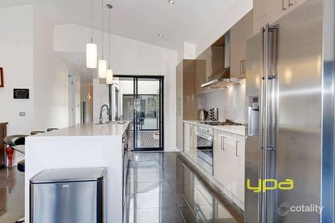 Property photo of 2/26 Jade Way Hillside VIC 3037