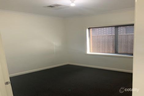Property photo of 5 Savernake Road Mickleham VIC 3064