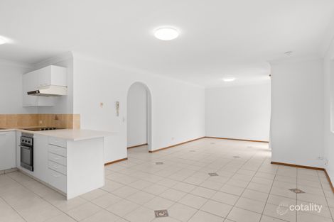 Property photo of 8/5 Brett Avenue Labrador QLD 4215