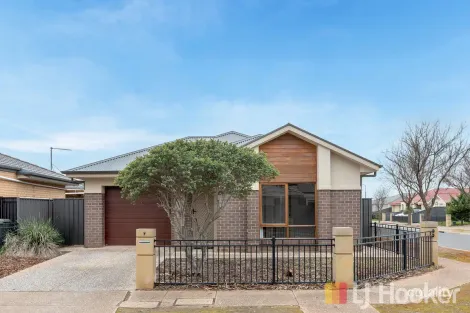 9 Jindabyne St, Andrews Farm, SA 5114
