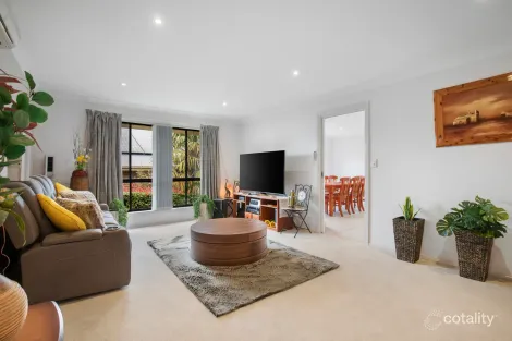 Property photo of 20 McCarthy Crescent Armidale NSW 2350
