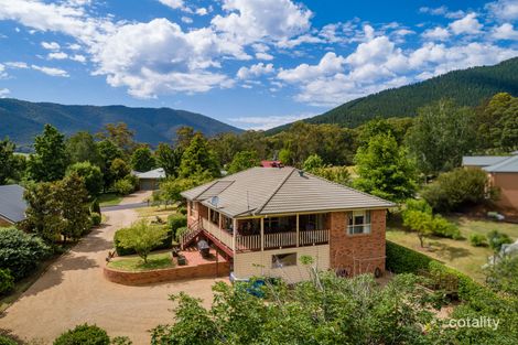 Property photo of 9 Colonial Court Bright VIC 3741