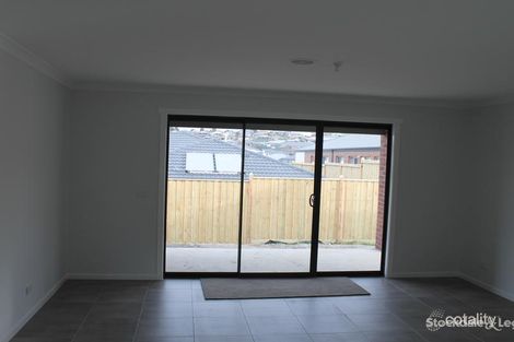 Property photo of 11 Summit Drive Pakenham VIC 3810