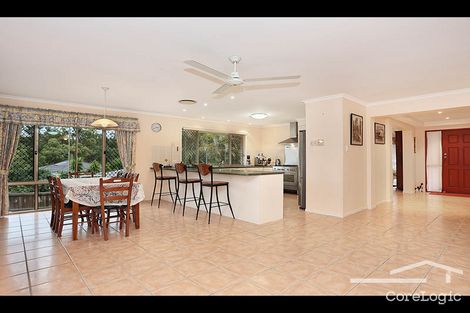 4 Toressian Pl, Cashmere, QLD 4500