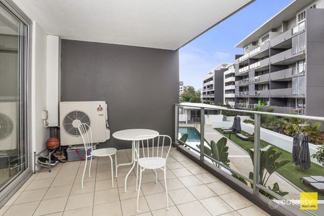 Property photo of 124/95 Clarence Road Indooroopilly QLD 4068