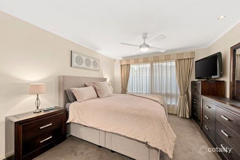 Property photo of 8 Fernbrook Rise Knoxfield VIC 3180