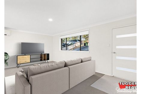 Property photo of 67 Casey Drive Watanobbi NSW 2259