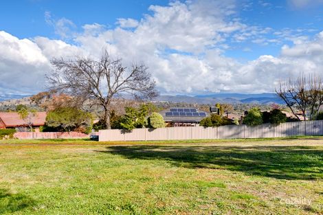 70 Bissenberger Cres, Kambah, ACT 2902