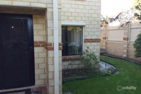 Property photo of 10 Leeder Street Glendalough WA 6016
