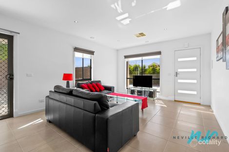 Property photo of 2/43 Leviens Road St Leonards VIC 3223