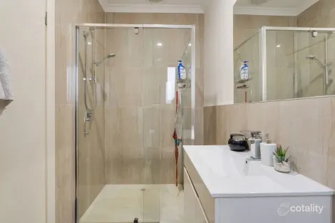 Property photo of 10 Coldfall Way Mickleham VIC 3064