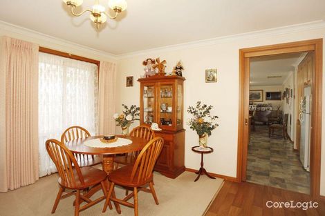Property photo of 3 Dryden Court Berwick VIC 3806