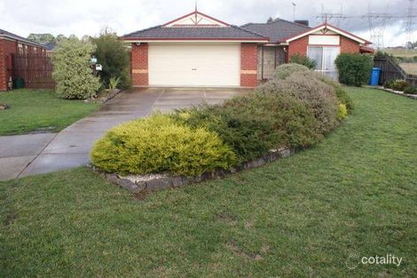 14 Menindee Tce, Narre Warren South, VIC 3805