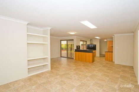 Property photo of 23 Anglesey Drive Kardinya WA 6163