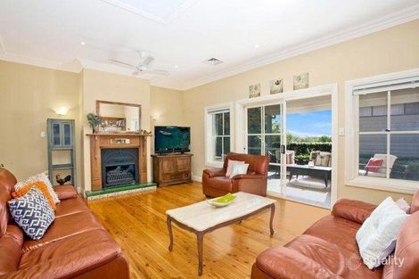 Property photo of 19 Wongajong Close Castle Hill NSW 2154