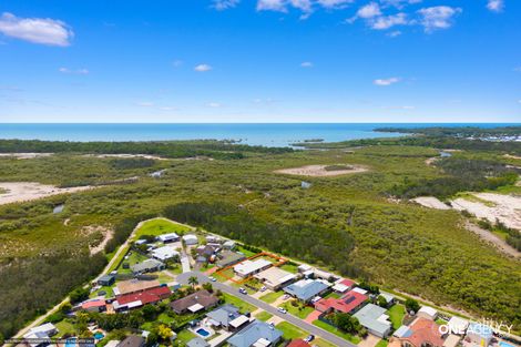 Property photo of 17 Kestrel Court Eli Waters QLD 4655