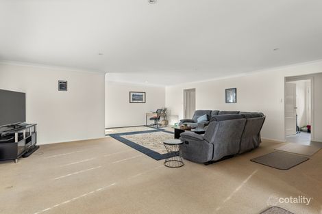 Property photo of 1 Yellowfin Avenue Old Bar NSW 2430