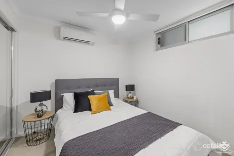 Property photo of 186/54 Slobodian Avenue Eight Mile Plains QLD 4113