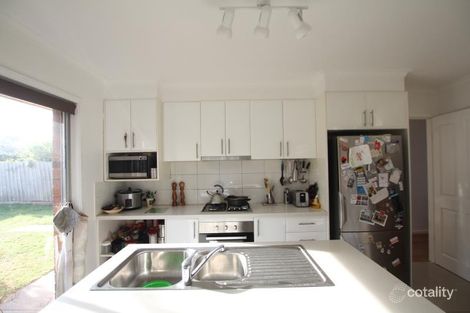 Property photo of 2 Finley Road Altona VIC 3018