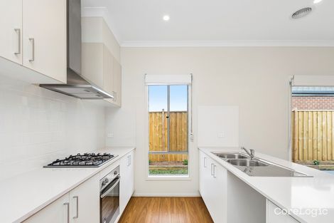 Property photo of 33 Roosevelt Way Point Cook VIC 3030