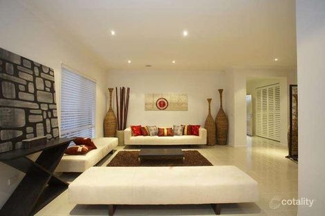 Property photo of 10 Durack Court Point Cook VIC 3030